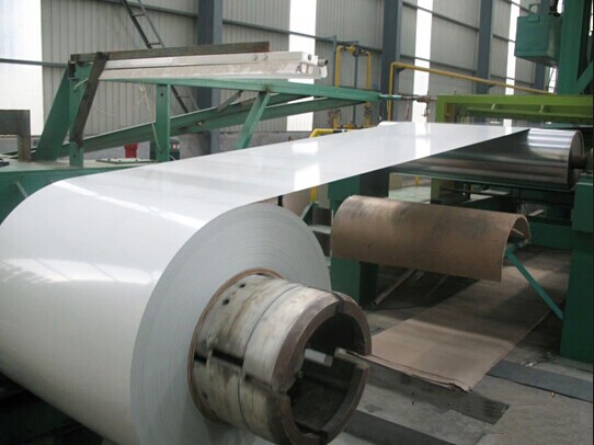 Bobina d'acciaio galvanizzata preverniciata tubo multicolore 1250mm del piatto d'acciaio per il magazzino