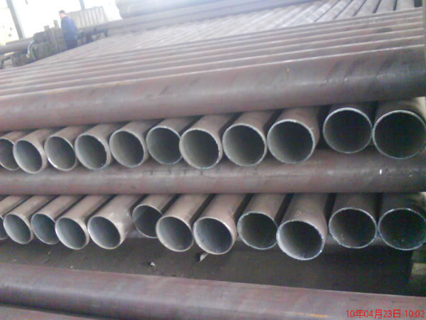 Tubi d'acciaio strutturale ad alta resistenza di 16Mn ERW spessore di 25mm - di 6mm per trasporto fluido