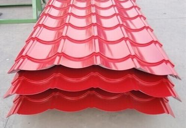 Porcellana Strati rivestiti del tetto di colore impermeabile, strati ondulati del tetto del metallo fabbrica