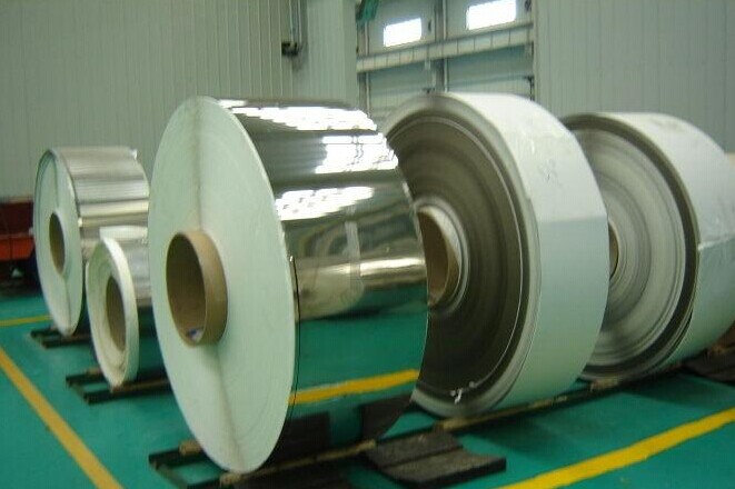 Le BS 1449, DIN17460, bobina d'acciaio laminata a freddo inossidabile di BACCANO 17441 spogliano 2B, grado F321 di SEDERE